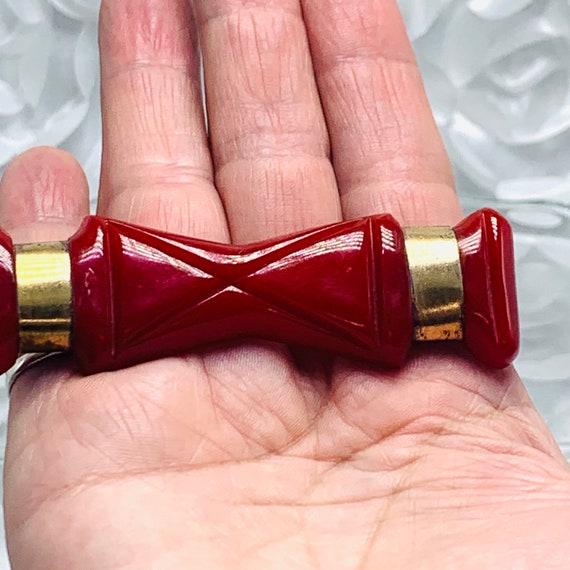 Bakelite Red Bow Brooch Brass Carved Bow tie - image 4