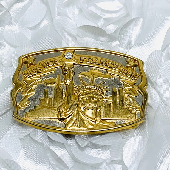 patriotic belt buckle