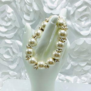 Chunky Faux Pearl Bracelet Faux Pearls Stretch Bracelet Bridal Jewelry