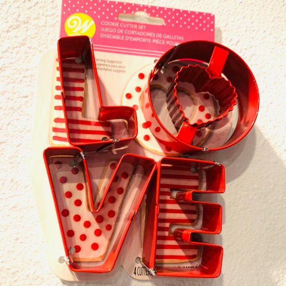 Valentine Cookie Cutter Set (4 Metal Pieces)