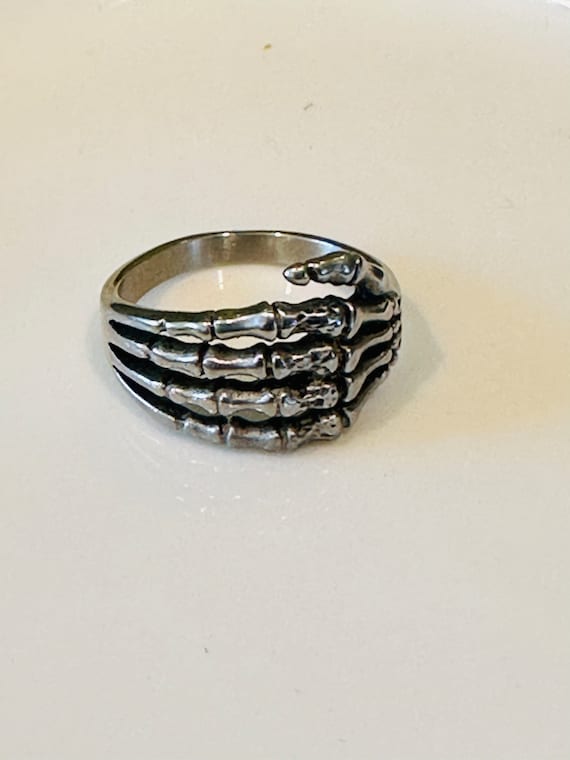 Skeleton Finger Hand Ring Silver Tone Size 10 Got… - image 1