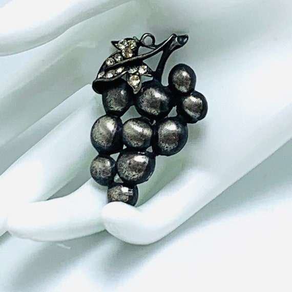 Grape Cluster Brooch Solid Pewter And Rhinestone … - image 1