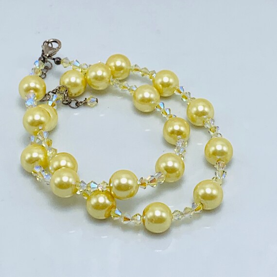 Faux Yellow Pearl Necklace Aurora Borealis Beads - image 3