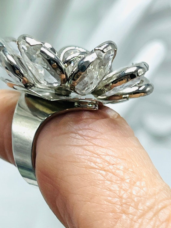 Flower Clear Acrylic Statement Ring Silver Tone R… - image 8