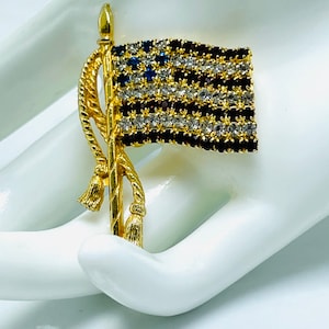 Patriotic American Rhinestone Flag Brooch Gold Tone Signed Rafaelian Fourth Of July Stars And Stripes American Flag Jewelry Pin