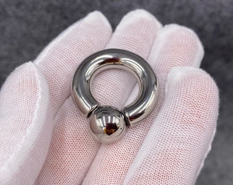 Custom Screw On Captive Bead Ring