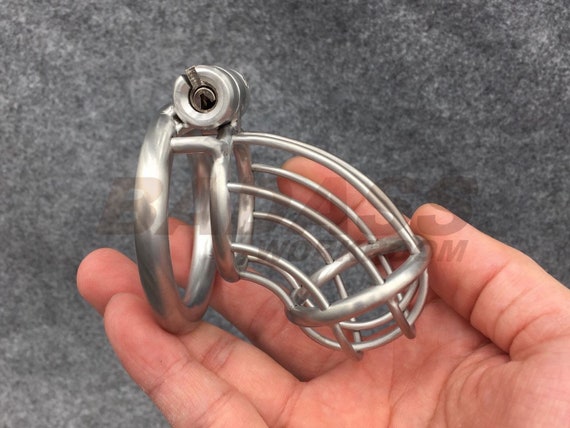 Customize Stainless Steel/ Titanium Chastity Cage With Urethra