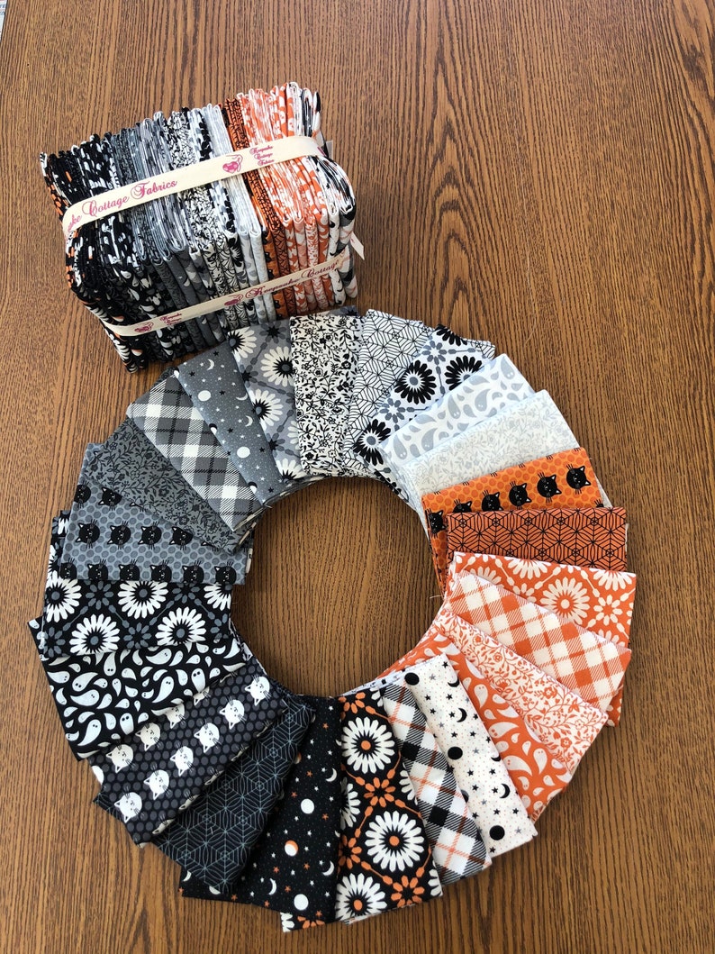 Midnight Magic Fat Quarter Bundle