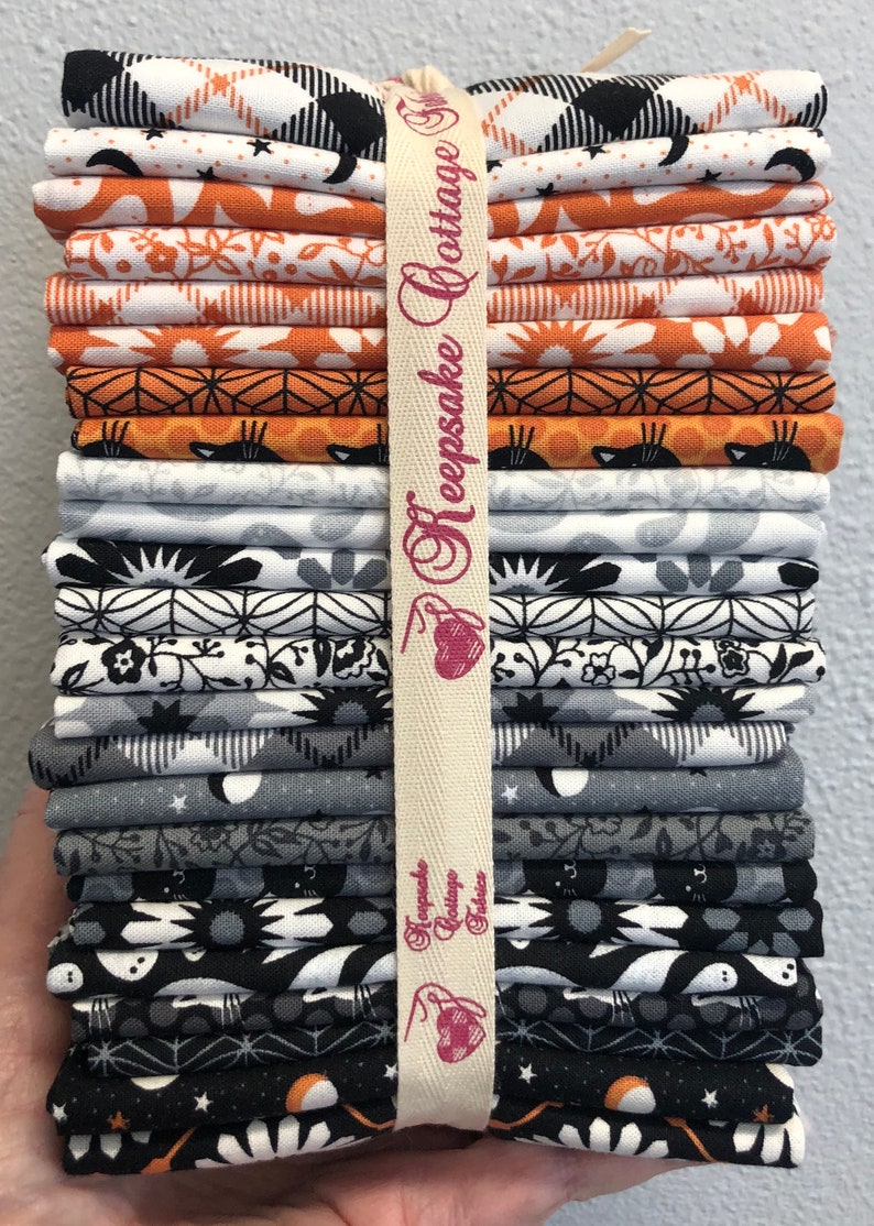 Midnight Magic Fat Quarter Bundle
