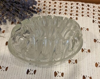 Large flower frog 6" wide x 3.5" high - 22 holes