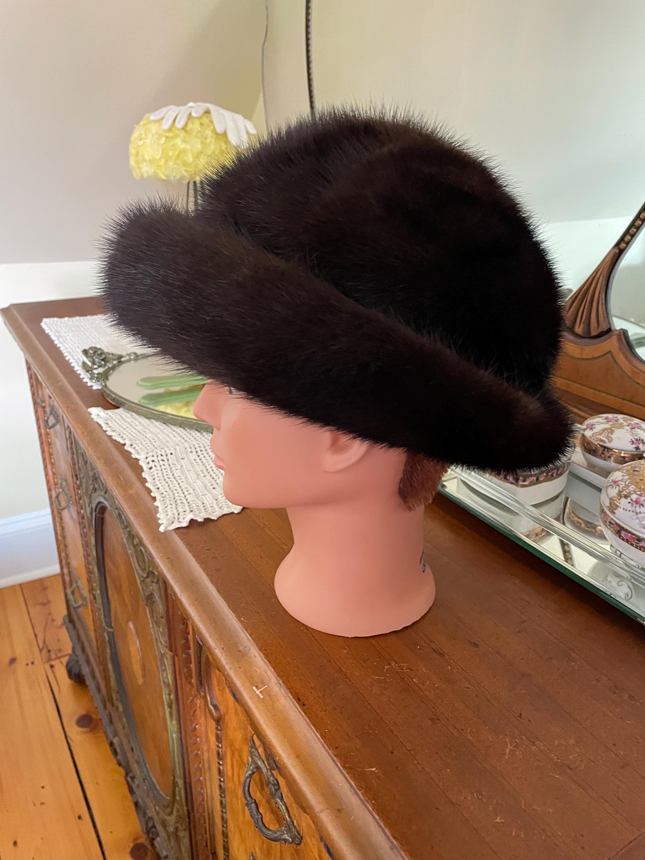 Vintage Claire Of Cameo New York  Black Mink Fur Womens Warm Winter Pillbox Hat il_fullxfull.2065028830_cwu4.jpg main image 3