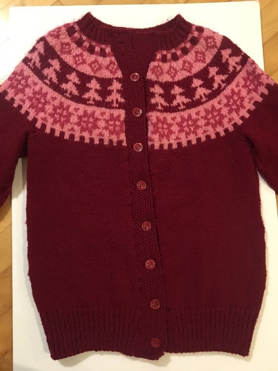 Vintage 1960s hand knit wool sweater