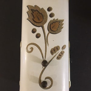 Une magnifique lampe de salle de bain des années 60 avec prise latérale - moderne du milieu du siècle.