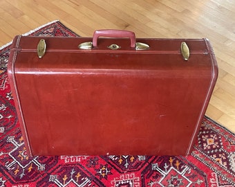 Vintage, Brown Leather 1950s Samsonite Suitcase, Style no. 4935.  Wedding Decor,  Home Decor