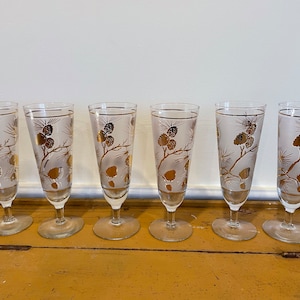 Set of 6 libbey pilsner glasses