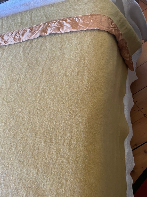 Vintage Kenwood Canadian Made Wool Blanket - 72 X 80 - Etsy Vintage Kenwood Canadian Made Wool Blanket - 72 X 80 - Etsy