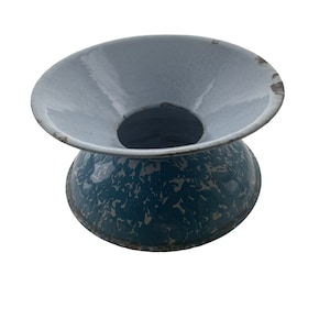 Antique blue swirl graniteware spittoon