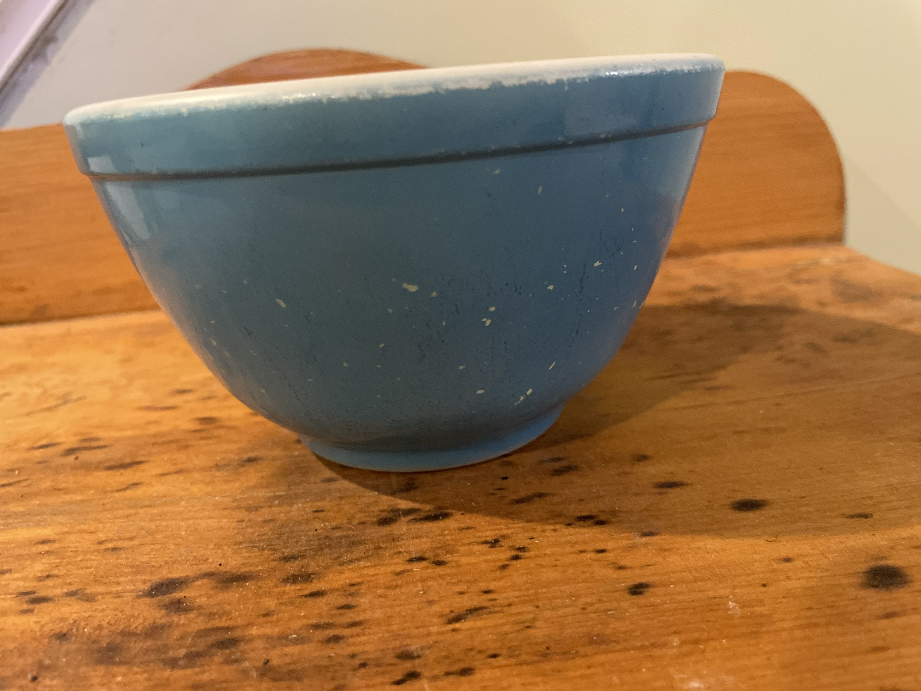 Vintage Pyrex 1940's Small Blue Nesting Mixing Bowl