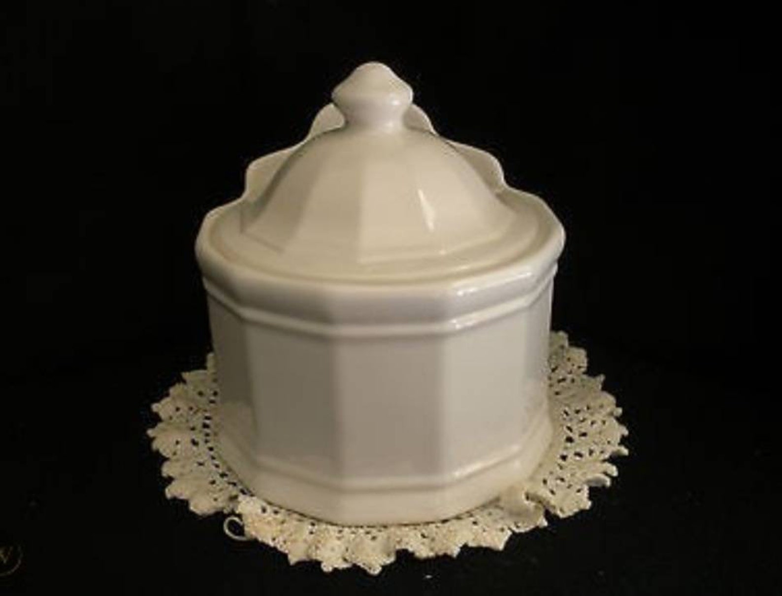 Pfaltzgraff Heritage White Vintage Rare Salt Box White China Etsy