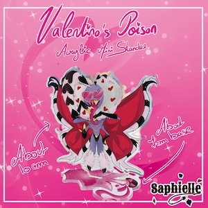 Peut inclure: Panneau en bois fait à la main avec le texte "Welcome" dans une police fantaisiste. Le panneau est peint en blanc avec une finition vieillie et présente un motif floral décoratif. Dimensions : environ 30 cm de large et 15 cm de haut.