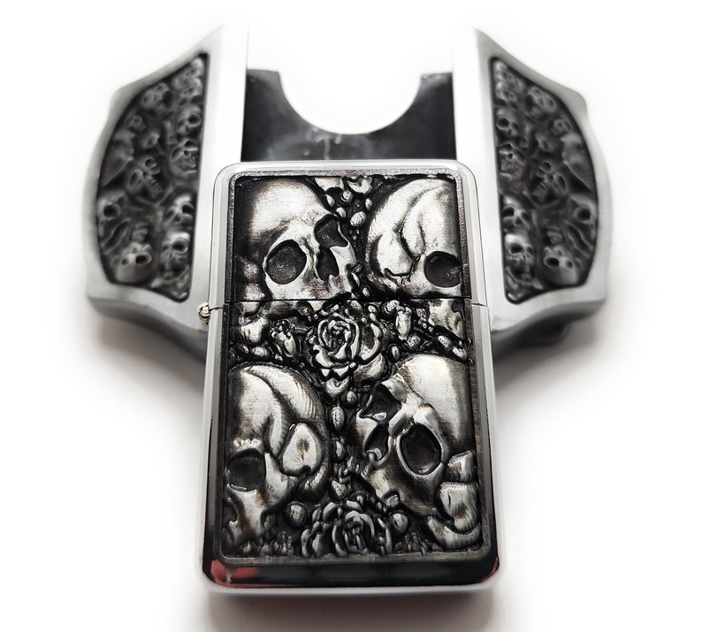 Skulls & Roses Lighter Belt Buckle image 1