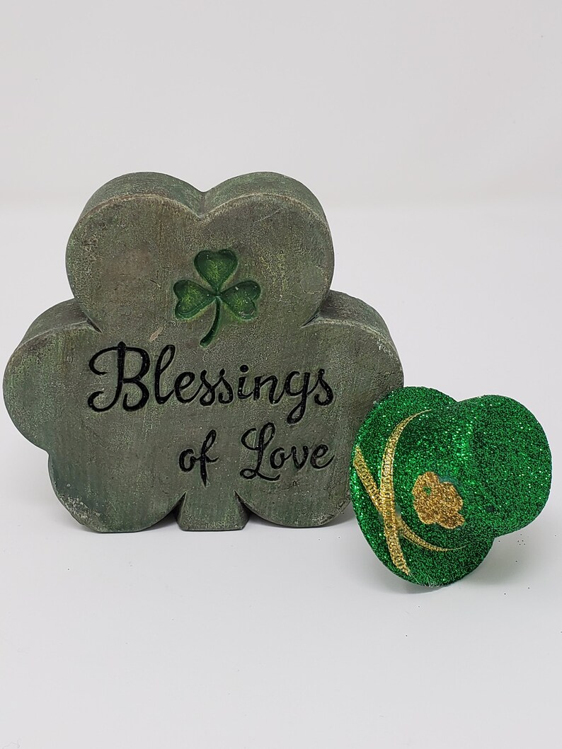 Blessings Sign St.Patty/'s Glitter Hat Motivational Art Shamrock Paper Weight 4 Leaf Clover Motivational Decor Luck of The Irish