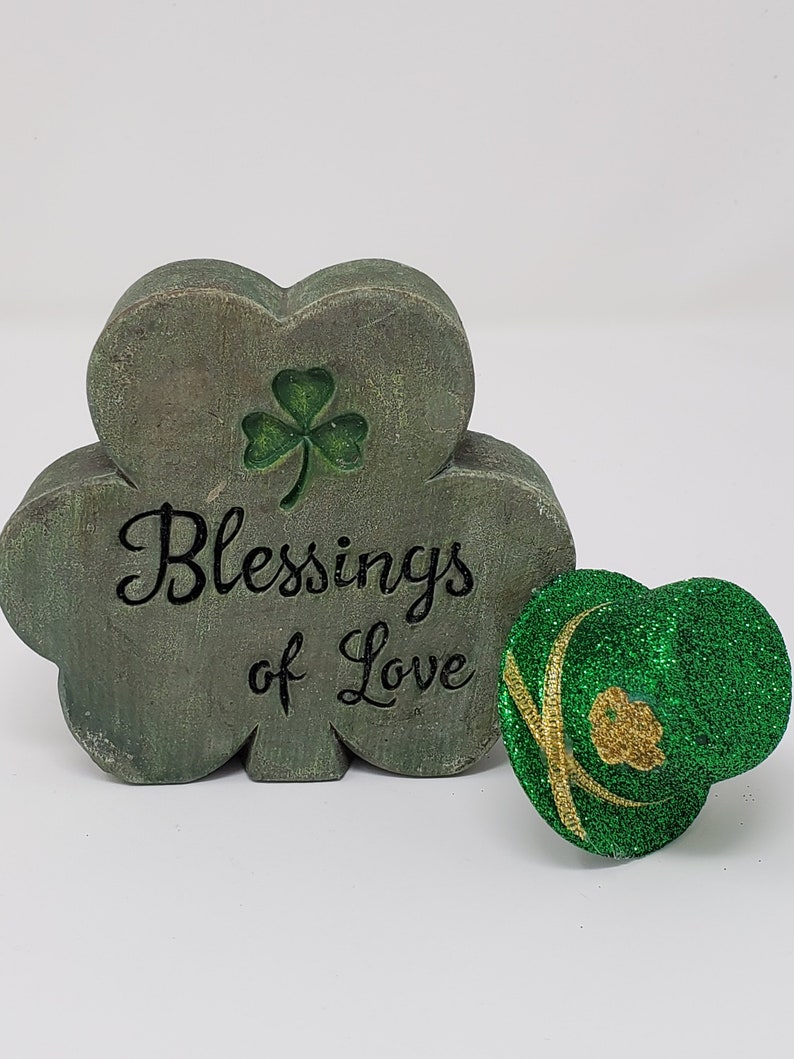 Blessings Sign St.Patty/'s Glitter Hat Motivational Art Shamrock Paper Weight 4 Leaf Clover Motivational Decor Luck of The Irish