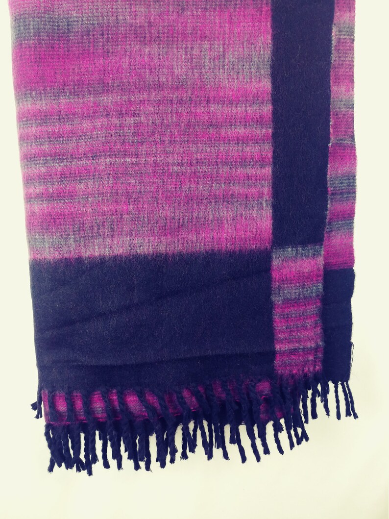 Hand loom woolen blanket 7964 9360