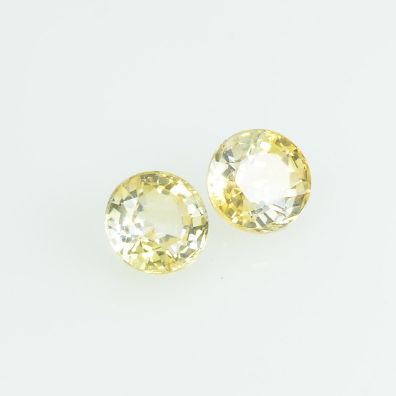 3.8 mm Natural Yellow Sapphire Loose Gemstone Round Cut