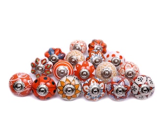 Handgeschilderde keramische kastknoppen: vintage bloemenladegrepen