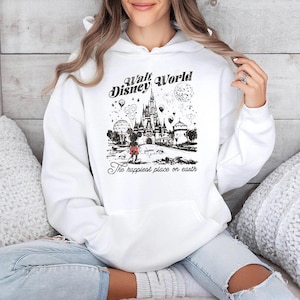 Vintage BTW glücklichster Ort der Welt - Hoodie GD, Disneyworld Shirt, Disneyland Shirt, Disney Girls Trip, süße Disney Shirts Bild 6