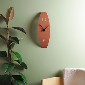 Curve of Time Modern Wall Clock, Metal Minimalist Wall Clock, Unique Wall Clock, Clocks for Wall, Home Decor, Wall Clocks, Living Room Decor