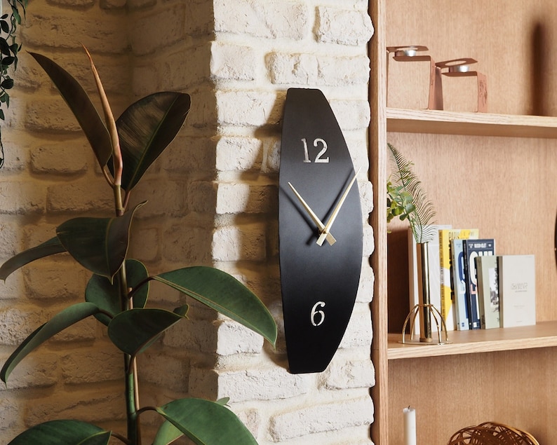 Curve of Time Modern Wall Clock, Metal Minimalist Wall Clock, Unique Wall Clock, Clocks for Wall, Home Decor, Wall Clocks, Living Room Decor