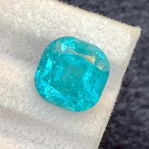 8.1 CT’s Natural neon paraiba color blue Tourmaline