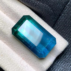 28 Carat Bi-Color Afghan Tourmaline: Emerald Cut Collector&#39;s Gemstone