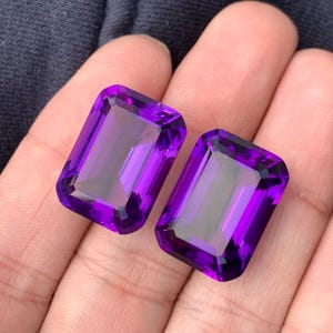 58.3 CT’s natural flawless amethyst pair image 1