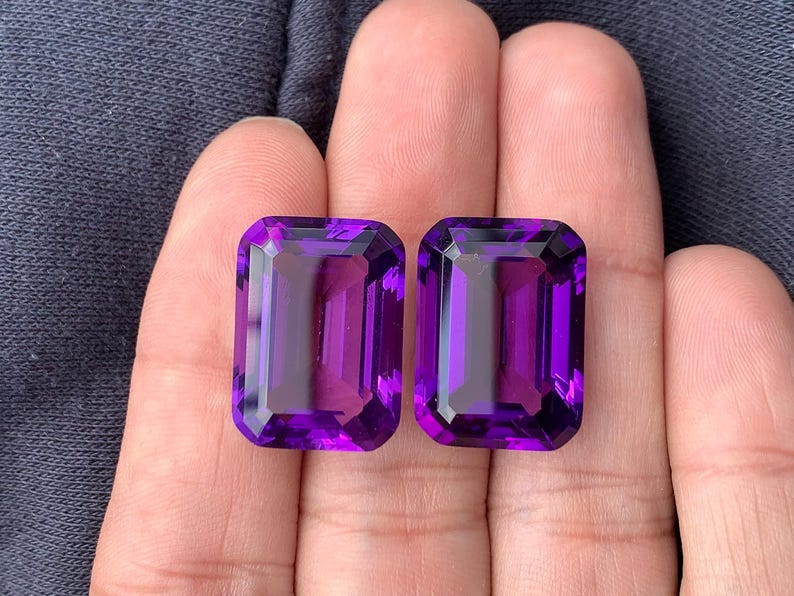 58.3 CT’s natural flawless amethyst pair image 2