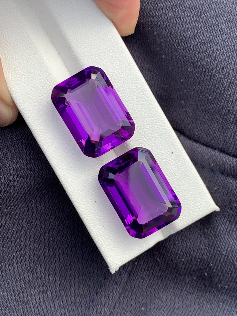 58.3 CT’s natural flawless amethyst pair image 5