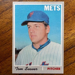 1970 Tom Seaver #300 Topps Baseball Card, sharper corners, near perfect centering, no creases