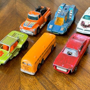 1970s (and a 1981) Matchbox Lesney, Hot Wheels, Yatming car lot (6 cars), played with condition