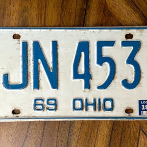 1969 Ohio License Plate in good condition