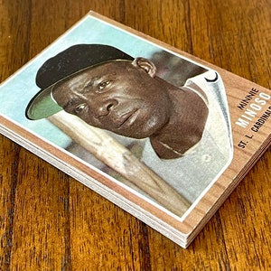 1962 Minnie Minoso Topps baseball card lot (10 cards), Sherm Lollar high number included, no creases TC
