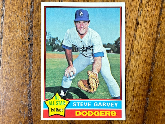1976 Steve Garvey Topps Baseball Card 150 Sharp Corners No 
