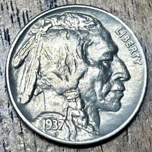 1937 Buffalo Nickel in UNC condition, clean full details with original luster