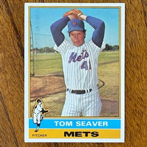 1976 Tom Seaver Topps Baseball card #600, near sharp corners, no creases