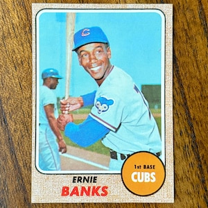 Carte de baseball Ernie Banks Topps 1968 n° 355, coins pointus, pas de plis