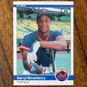 1984 Darryl Strawberry Fleer Baseball RC #599, Sharp Corners, No