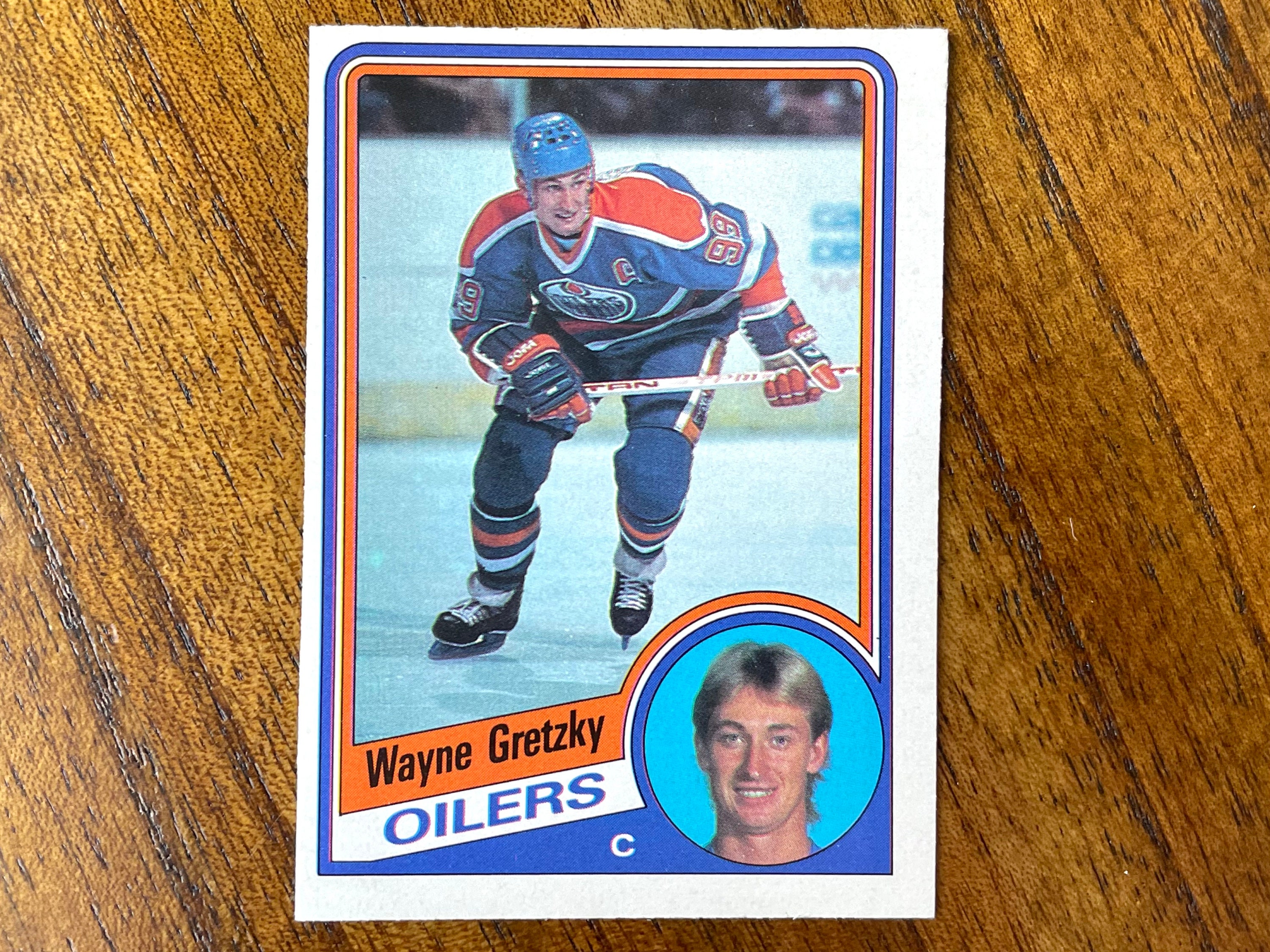 1984 HOCKEY News Yearbook EDMONTON Oilers WAYNE GRETZKY NHL NCAA Preview OLYMPIC