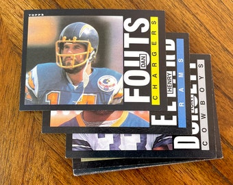 1985 Dan Fouts, Tony Dorsett, Henry Ellard RC Lot (20 cards) Topps football cards, no creases