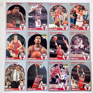 1990 (12) Bulls Hoops team set in gem-mint (grade 10) to mint (grade 9) condition, Michael Jordan, Scottie Pippen
